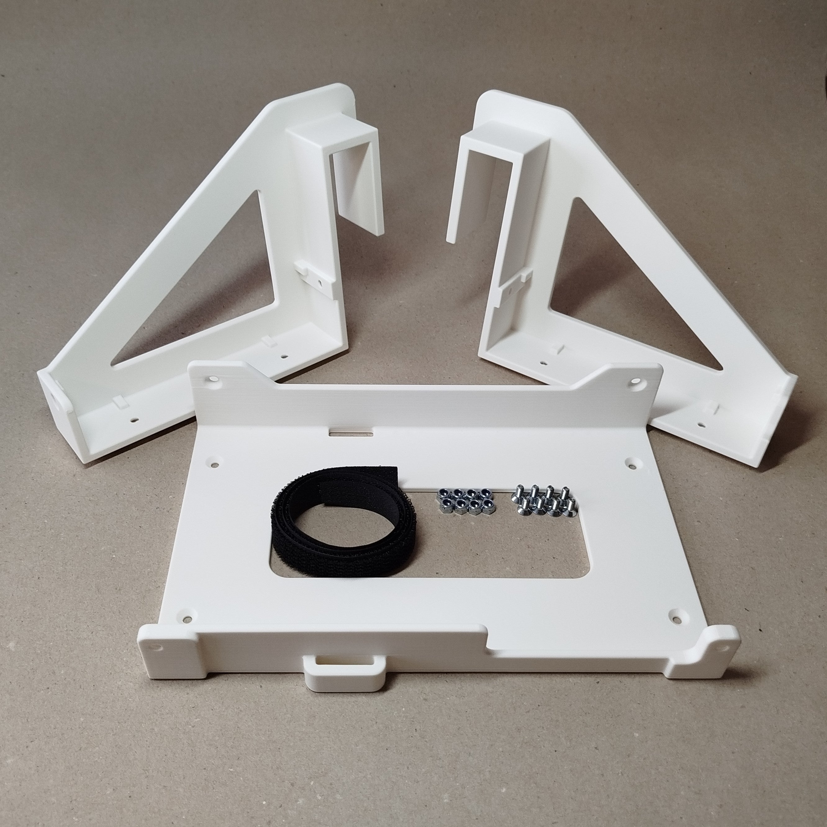 Halterung ResMed AirSense 11 für Bettrahmen (mit & ohne Wassertank) - individuell gefertigt