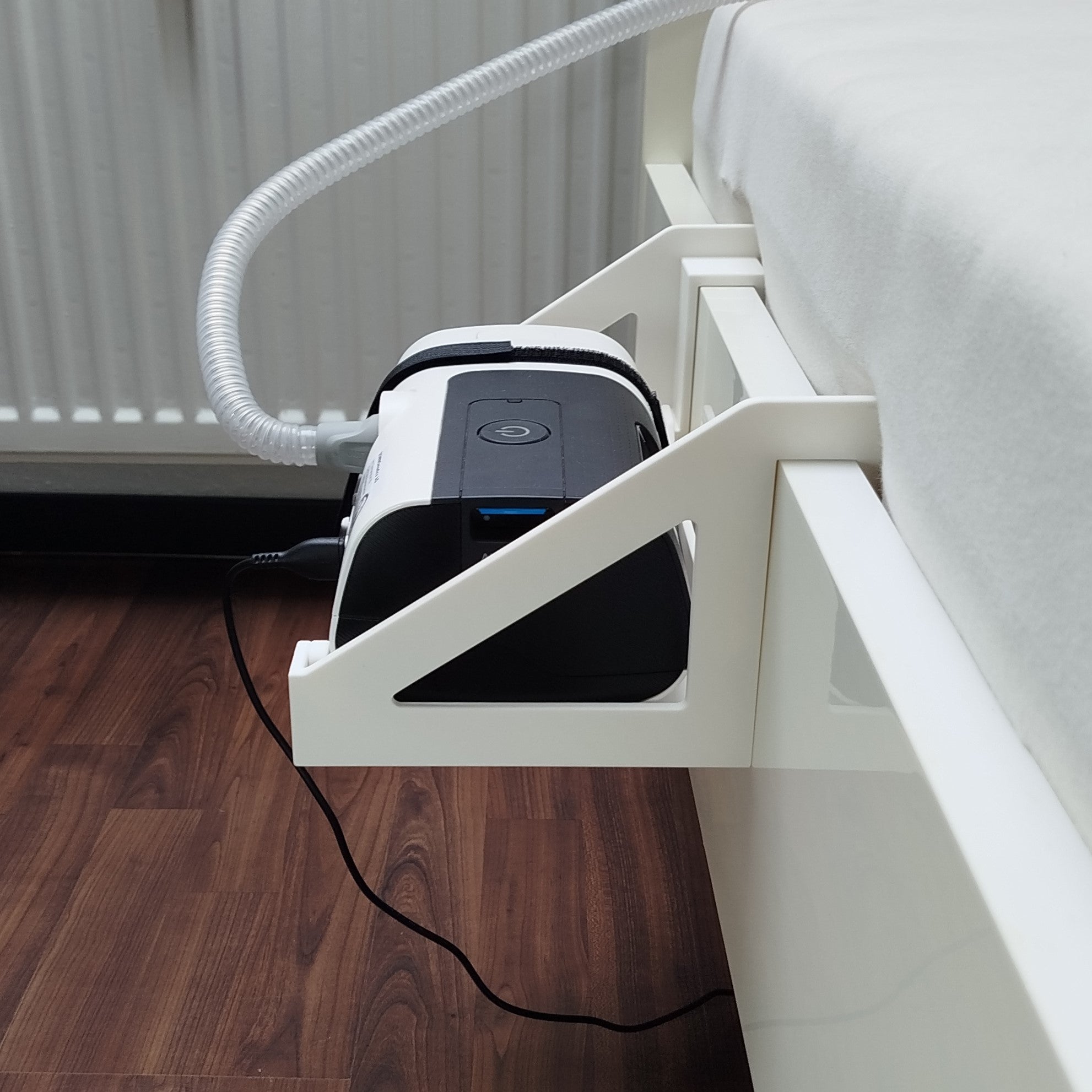 Halterung ResMed AirSense 11 für Bettrahmen (mit & ohne Wassertank) - individuell gefertigt