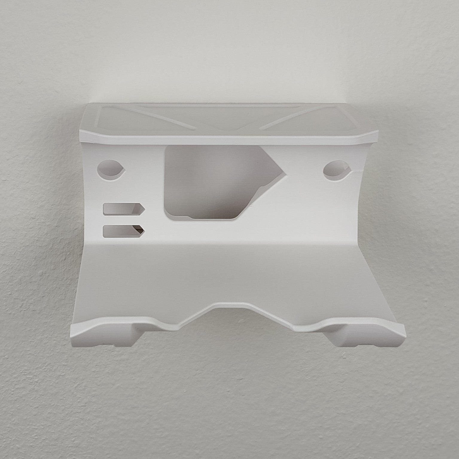 Wandhalterung für ResMed AirSense 11 | Premium Halterung inkl. Dübel u. Schrauben | perfekt für Schlafzimmer u. Wohnmobil